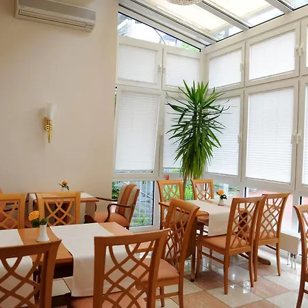 Beethoven Hotel 4*