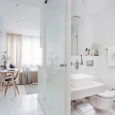 Visionapartments Gutleutstrasse - Contactless Check-in * Frankfurt am Main