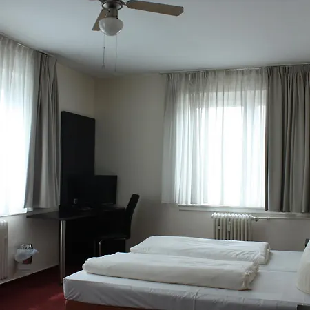 Hotell Fair Frankfurt - Europaallee Messe
