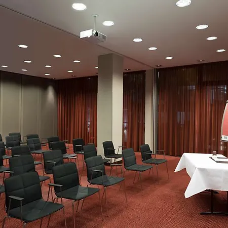 Ξενοδοχείο με διαμερίσματα Adina Frankfurt Neue Oper Φραγκφούρτη