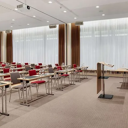 Intercityhotel Frankfurt Hbf Hotel 4*