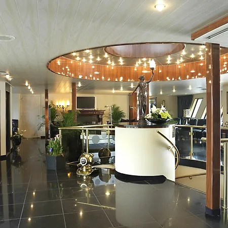 Otel Crossgates Hotelship 3 Star - Osthafen - Frankfurt 3*