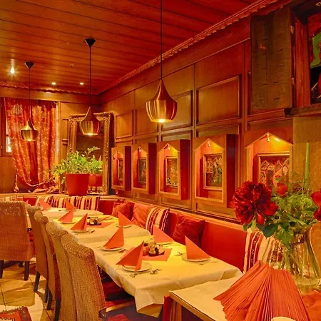 Oriental&restaurant Hotel