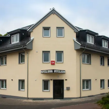Isha Frankfurt nad Mohanem