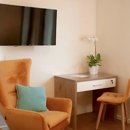Hotel Isha Frankfurt nad Mohanem