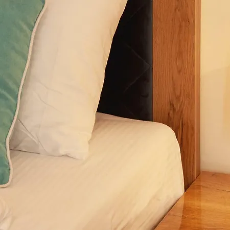 Isha Hotel Frankfurt nad Mohanem