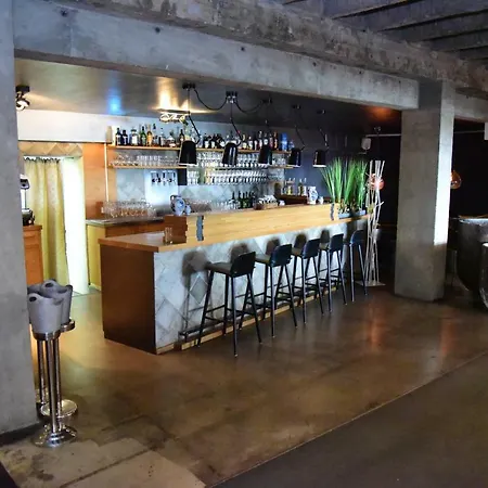 レストラン カフェ シェーネ オーシヒト 3* フランクフルト