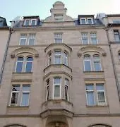 Hotel West 3*