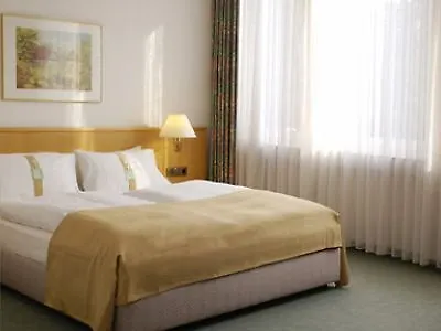 Frankfurt Airport - Neu-isenburg, An Ihg Hotel Neu-Isenburg