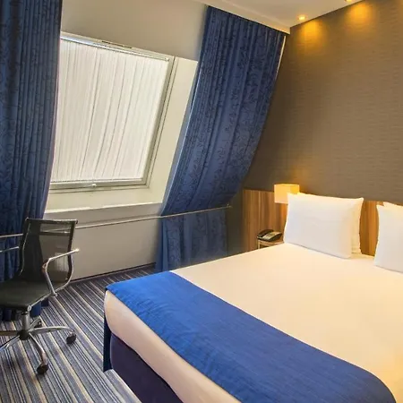 Express Frankfurt Hauptbahnhof Hotel 3*