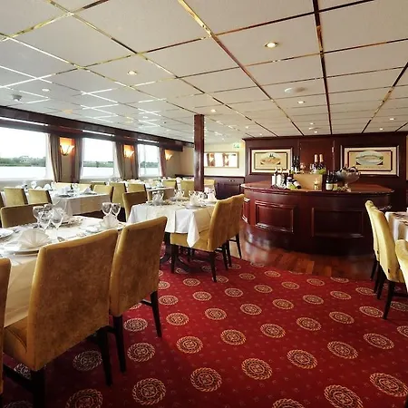Otel Crossgates Hotelship 3 Star - Osthafen - Frankfurt