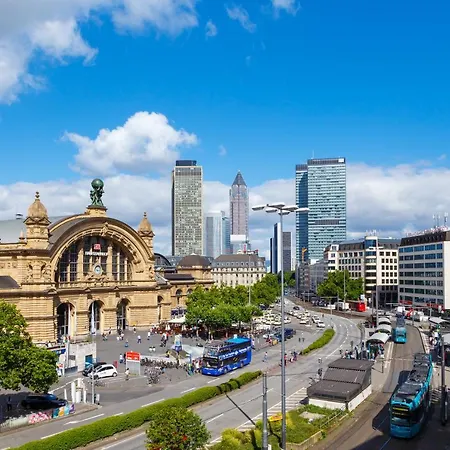 فندق Am Kurfuerstenplatz - Messe 3*