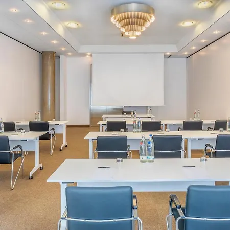 Hotel Frankfurt Messe Affiliated By Meliá