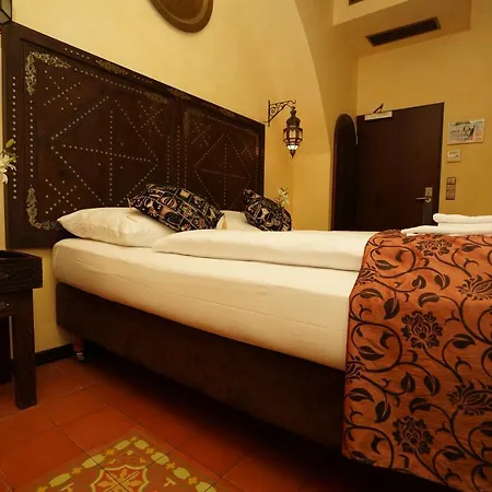 Oriental & Restaurant Ξενοδοχείο 4*