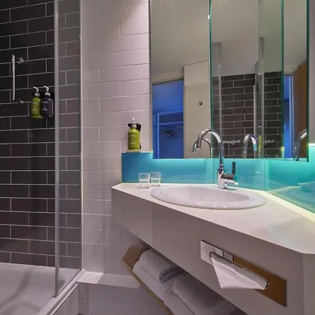 Express Frankfurt Messe By Ihg Отель 3*