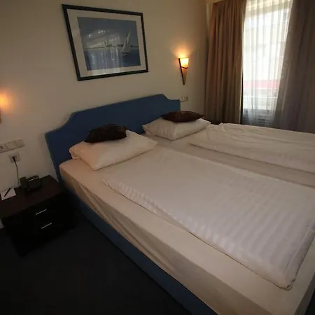 Hotel Continental Frankfurt 3*