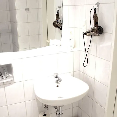 Adler Frankfurt 3* Frankfurt nad Menem