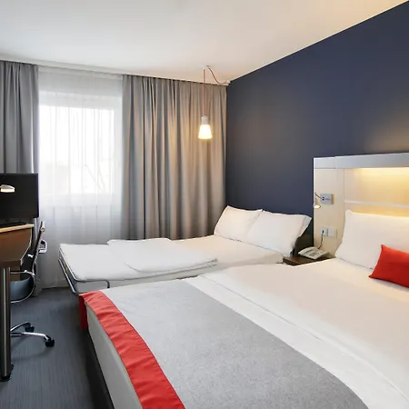 Отель Express Frankfurt Messe By Ihg 3*