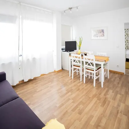 My Place Mit Frühstückspaket - With Breakfastbox