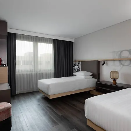 Frankfurt Airport Marriott מלון 5*
