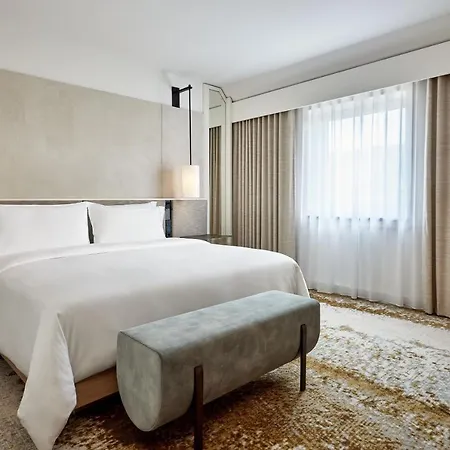 The Westin Grand Frankfurt Szálloda