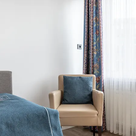 Continental Frankfurt 3*