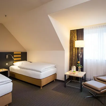 リンドナー コングレス 4* フランクフルト