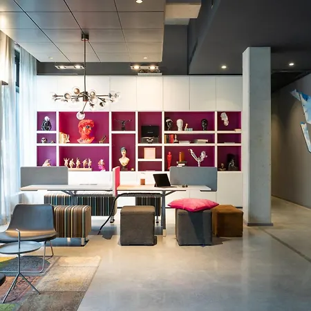 Moxy Frankfurt Airport Frankfurt am Main