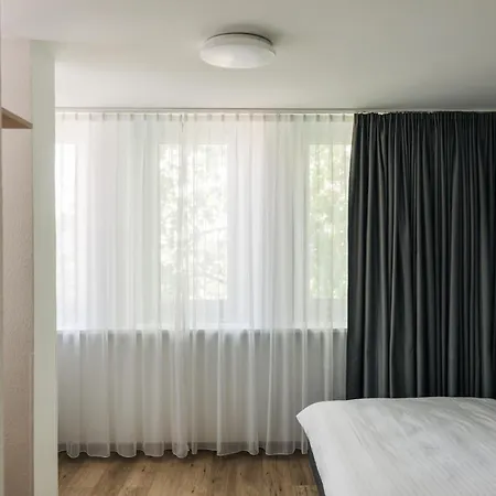 Homaris Corner Отель