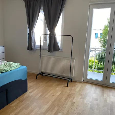 Westend-residenz מלון דירות