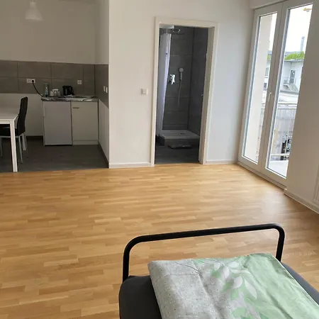 Westend-residenz מלון דירות פרנקפורט