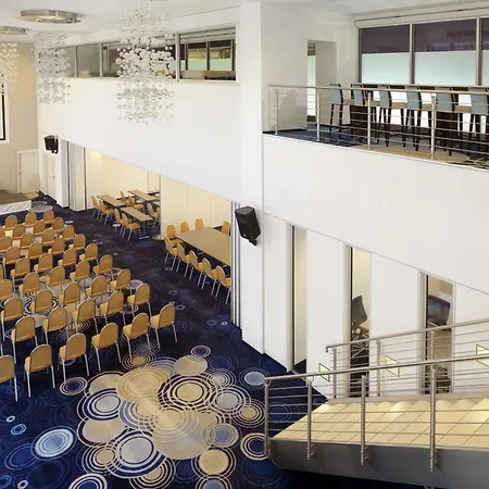 Frankfurt Airport Marriott מלון 5*