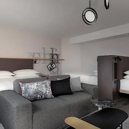 מלון Frankfurt Airport Marriott 5*