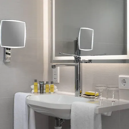 Frankfurt Airport Marriott מלון 5*