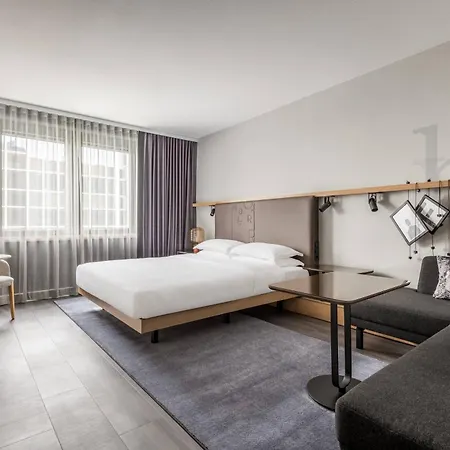 Frankfurt Airport Marriott מלון 5*
