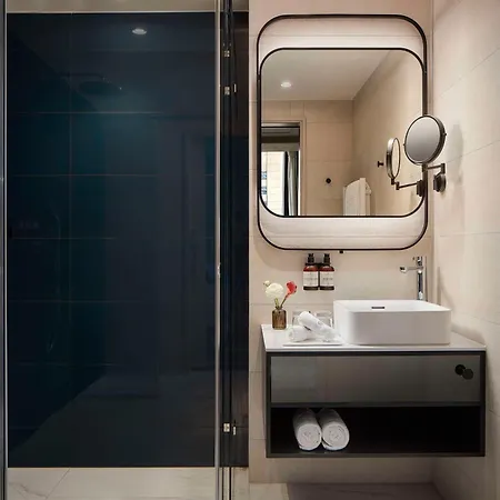 فندق Nh Collection Frankfurt Spin Tower