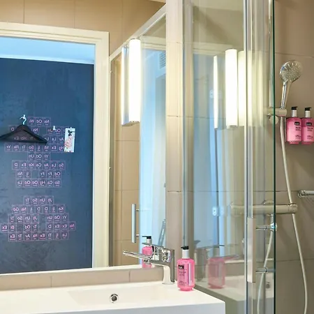 Moxy Frankfurt Airport Hotel Frankfurt am Main