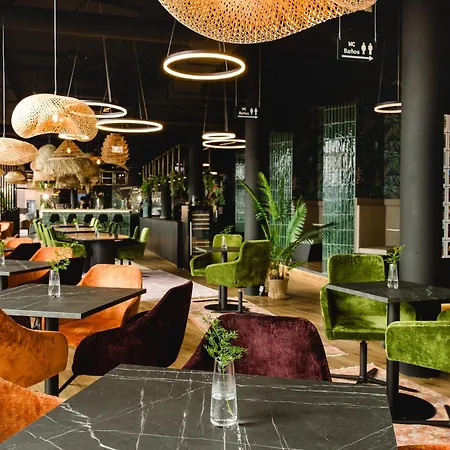 Rioca Frankfurt Posto 7 美因河畔法兰克福