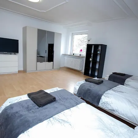 Business & Travel Apartment, 15 Min Messe Apartamento *