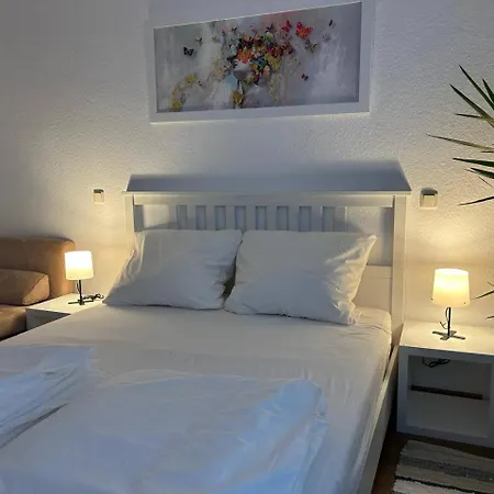 아파트 Whiteapartment