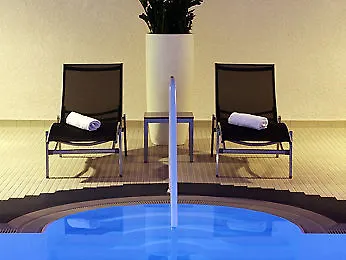 Novotel Niederad Otel