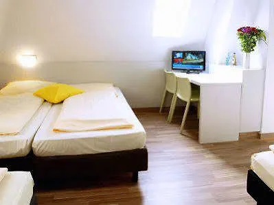 Colour Hotel 3*