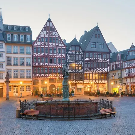 Am Kurfuerstenplatz - Messe فندق فرانكفورت