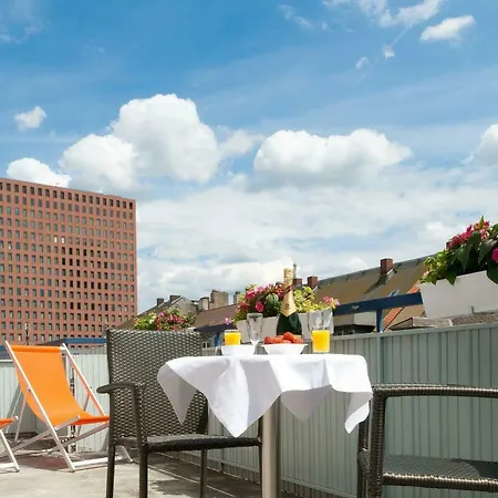 Plaza Hotel 3*