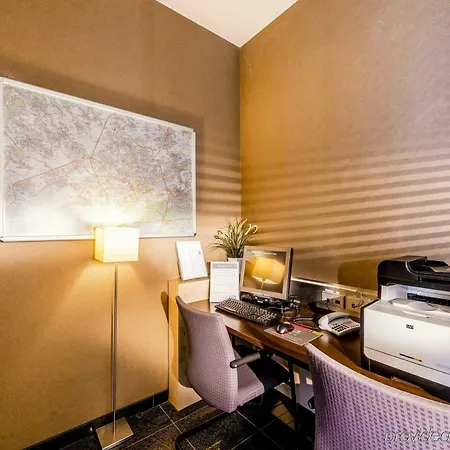 Express Frankfurt Messe By Ihg 3*