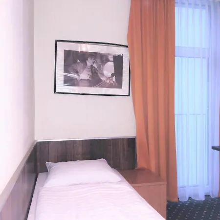 Frankair Star Frankfurt Отель 2*