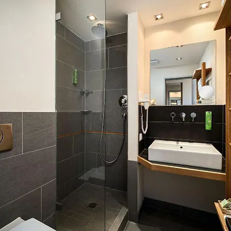 מלון Mainhaus Stadthotel Frankfurt 4*
