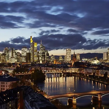 Lindner Frankfurt Main Plaza, Part Of Jdv By Hyatt 4*