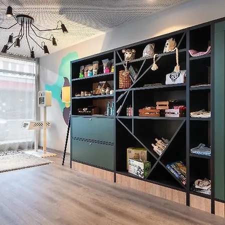 Otel - The Niu, Charly Frankfurt By Ihg 3*