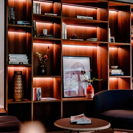 The Flag West M. 호텔 4*